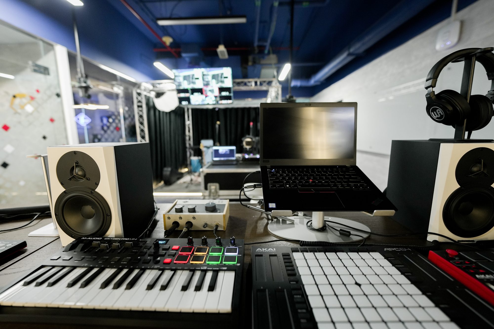 Pads, keys and monitoring on the MCX music bench